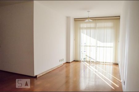 Apartamento para alugar com 95m², 3 quartos e 1 vagaSala