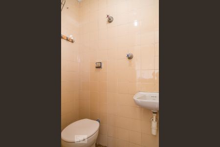 Apartamento à venda com 100m², 3 quartos e 1 vaga Apartamento à venda com 100m², 3 quartos e 1 vagaBanheiro de serviço