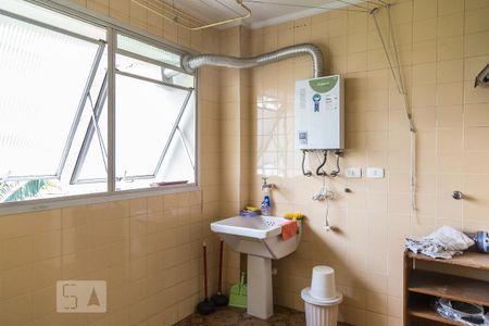 Apartamento à venda com 100m², 3 quartos e 1 vaga Apartamento à venda com 100m², 3 quartos e 1 vagaÁrea de serviço
