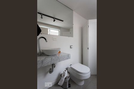 Banheiro de apartamento à venda com 1 quarto, 75m² em Perdizes, São Paulo