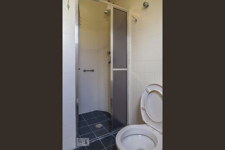 Banheiro de apartamento para alugar com 1 quarto, 50m² em Itaim Bibi, São Paulo