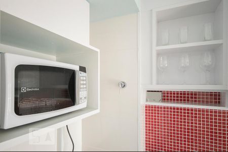 Detalhe Cozinha de apartamento à venda com 1 quarto, 33m² em Santo Amaro, São Paulo