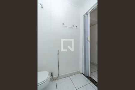 Banheiro  de apartamento à venda com 1 quarto, 40m² em Bosque, Campinas