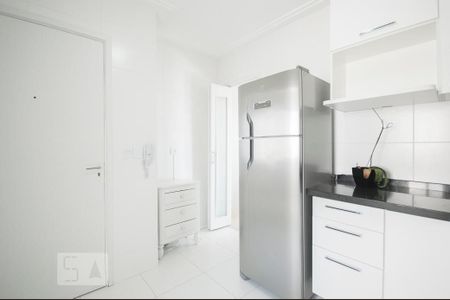 Cozinha de apartamento para alugar com 3 quartos, 70m² em Jardim Brasil (zona Sul), São Paulo