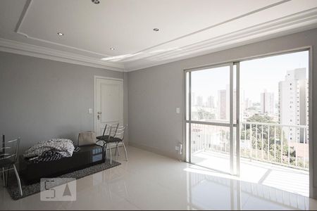 Sala de apartamento para alugar com 3 quartos, 70m² em Jardim Brasil (zona Sul), São Paulo