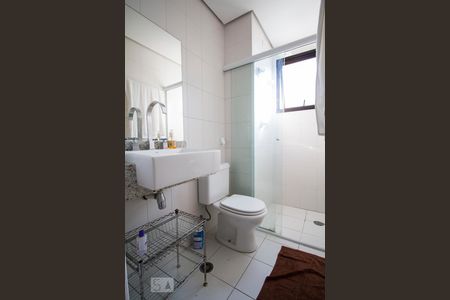 Banheiro de apartamento para alugar com 2 quartos, 50m² em Consolação, São Paulo