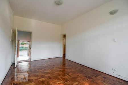 Sala de apartamento para alugar com 3 quartos, 90m² em Vila Cláudia, São Paulo
