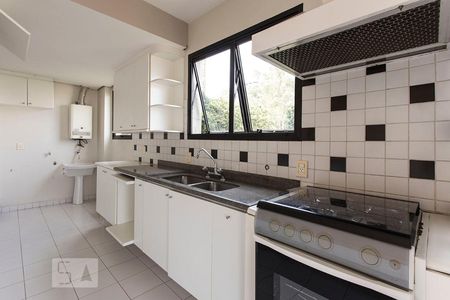 Cozinha de apartamento à venda com 2 quartos, 110m² em Pinheiros, São Paulo