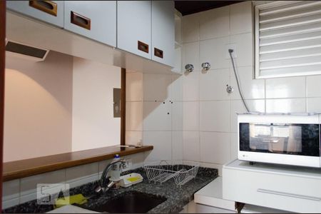 Cozinha de apartamento para alugar com 1 quarto, 50m² em Centro, Campinas