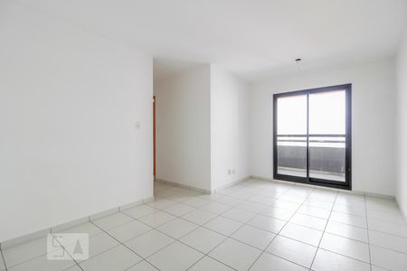 Sala de apartamento para alugar com 3 quartos, 83m² em Vila Regente Feijó, São Paulo