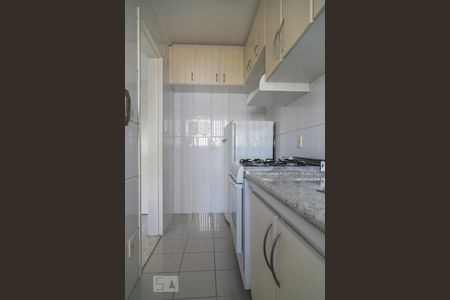 Cozinha de apartamento para alugar com 1 quarto, 40m² em Moema, São Paulo