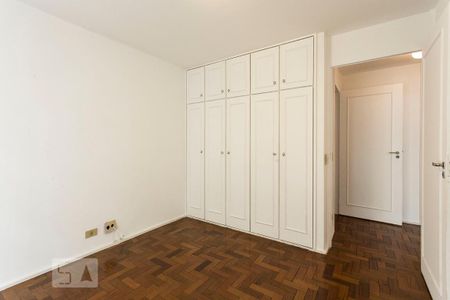 Quarto 1 de apartamento para alugar com 3 quartos, 117m² em Itaim Bibi, São Paulo