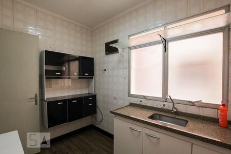 Cozinha de apartamento para alugar com 2 quartos, 65m² em Ponte Preta , Campinas