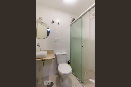 BAnheiro Suite 01 de apartamento à venda com 2 quartos, 86m² em Vila Madalena, São Paulo