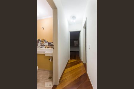 Corredor de apartamento à venda com 2 quartos, 86m² em Vila Madalena, São Paulo