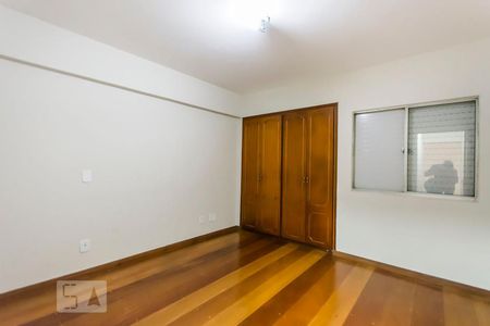 Suite 01 de apartamento à venda com 2 quartos, 86m² em Vila Madalena, São Paulo