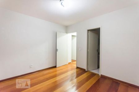 Suite 01 de apartamento à venda com 2 quartos, 86m² em Vila Madalena, São Paulo