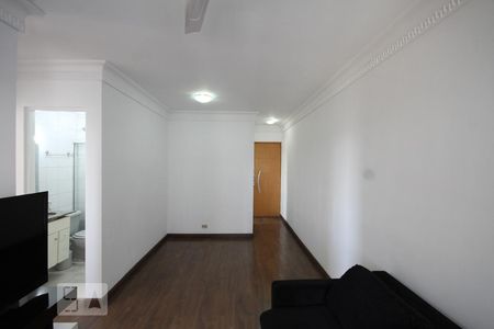 Sala de apartamento para alugar com 3 quartos, 64m² em Bosque da Saúde, São Paulo