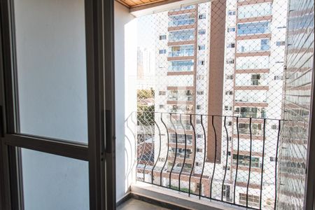 Varanda de apartamento para alugar com 3 quartos, 64m² em Bosque da Saúde, São Paulo