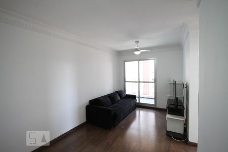 Sala de apartamento para alugar com 3 quartos, 64m² em Bosque da Saúde, São Paulo