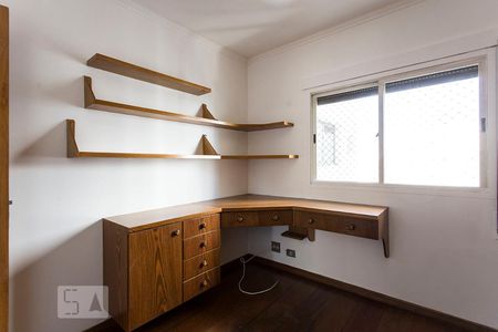 Quarto 1 de apartamento para alugar com 3 quartos, 120m² em Pinheiros, São Paulo