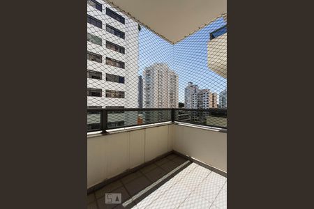 Varanda de apartamento para alugar com 3 quartos, 120m² em Pinheiros, São Paulo