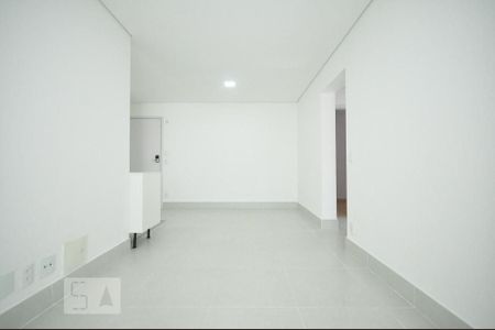 sala de apartamento para alugar com 2 quartos, 66m² em Jardim Aeroporto, São Paulo