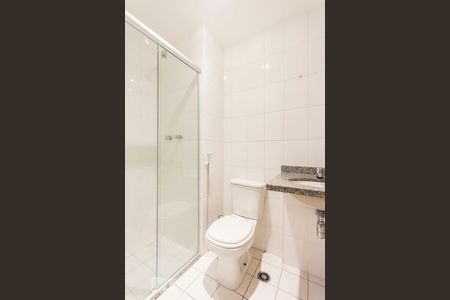 Banheiro de apartamento à venda com 2 quartos, 58m² em Barra Funda, São Paulo