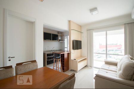 Sala de apartamento para alugar com 1 quarto, 50m² em Jardim Aeroporto, São Paulo