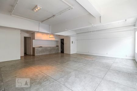 Sala de apartamento à venda com 2 quartos, 130m² em Cerqueira César, São Paulo