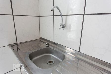 Cozinha de kitnet/studio para alugar com 1 quarto, 28m² em Aclimação, São Paulo