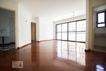 Apartamento à venda com 120m², 3 quartos e 3 vagasSala