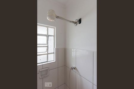 Banheiro de apartamento para alugar com 2 quartos, 53m² em Água Branca, São Paulo