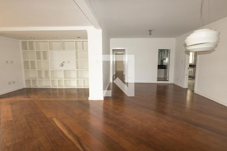 Apartamento à venda com 250m², 3 quartos e 2 vagasSala