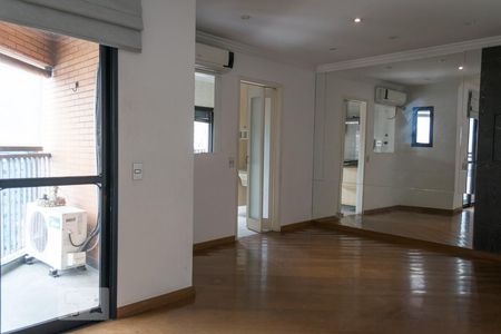 Sala de apartamento à venda com 2 quartos, 80m² em Aclimação, São Paulo