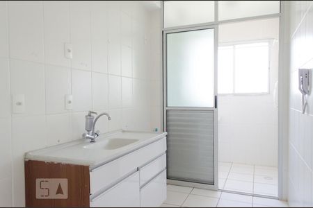 Cozinha de apartamento para alugar com 2 quartos, 55m² em Bonfim, Campinas