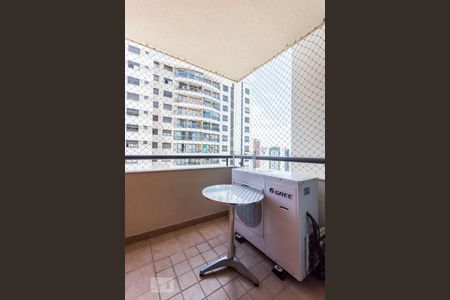 Varanda de apartamento à venda com 3 quartos, 115m² em Vila Pompéia, São Paulo