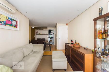 Sala de apartamento à venda com 3 quartos, 115m² em Vila Pompéia, São Paulo