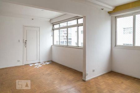 Sala/Quarto Extrareversível de apartamento para alugar com 2 quartos, 110m² em Aclimação, São Paulo