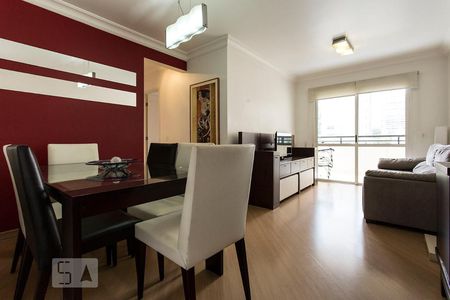 Sala de apartamento para alugar com 2 quartos, 74m² em Indianópolis, São Paulo