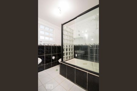 Banheiro de apartamento à venda com 2 quartos, 100m² em Santo Amaro, São Paulo