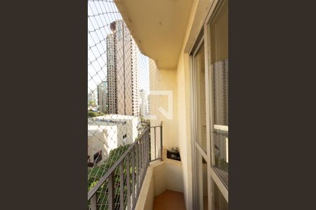 Varanda  de apartamento para alugar com 1 quarto, 45m² em Itaim Bibi, São Paulo