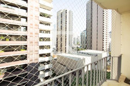 Varanda  de apartamento para alugar com 1 quarto, 45m² em Itaim Bibi, São Paulo