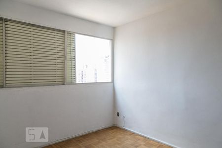 Quarto de kitnet/studio para alugar com 2 quartos, 95m² em Vila Olímpia, São Paulo
