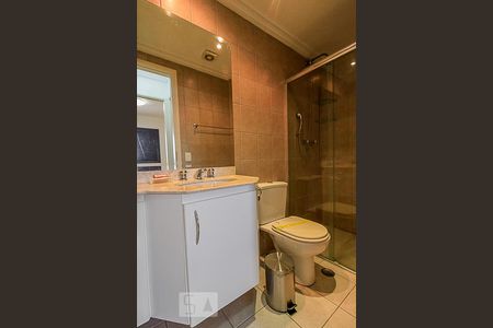 Banheiro de apartamento para alugar com 2 quartos, 64m² em Cambuci, São Paulo