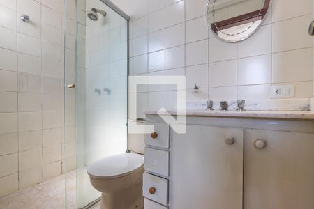 Banheiro da suíte de apartamento para alugar com 3 quartos, 83m² em Chácara Primavera, Campinas