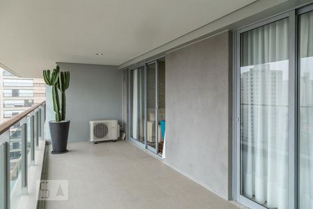 Varanda de apartamento para alugar com 1 quarto, 80m² em Vila Nova Conceição, São Paulo