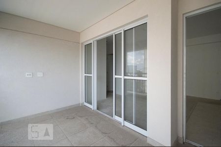 Sacada de apartamento para alugar com 2 quartos, 60m² em Nova Piraju, São Paulo