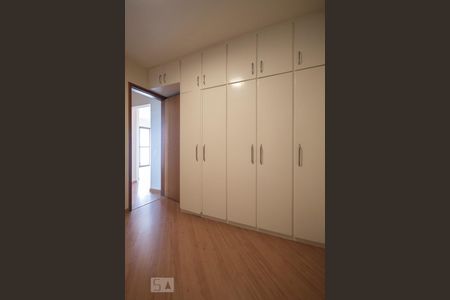Quarto 02 de apartamento para alugar com 2 quartos, 68m² em Vila Gumercindo, São Paulo
