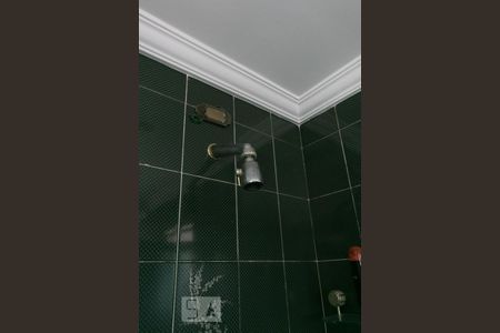 Apartamento à venda com 220m², 3 quartos e 3 vagas Apartamento à venda com 220m², 3 quartos e 3 vagasChuveiro da Suíte 1